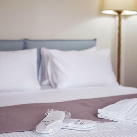 אתונה Oliver Suites מראה חיצוני תמונה