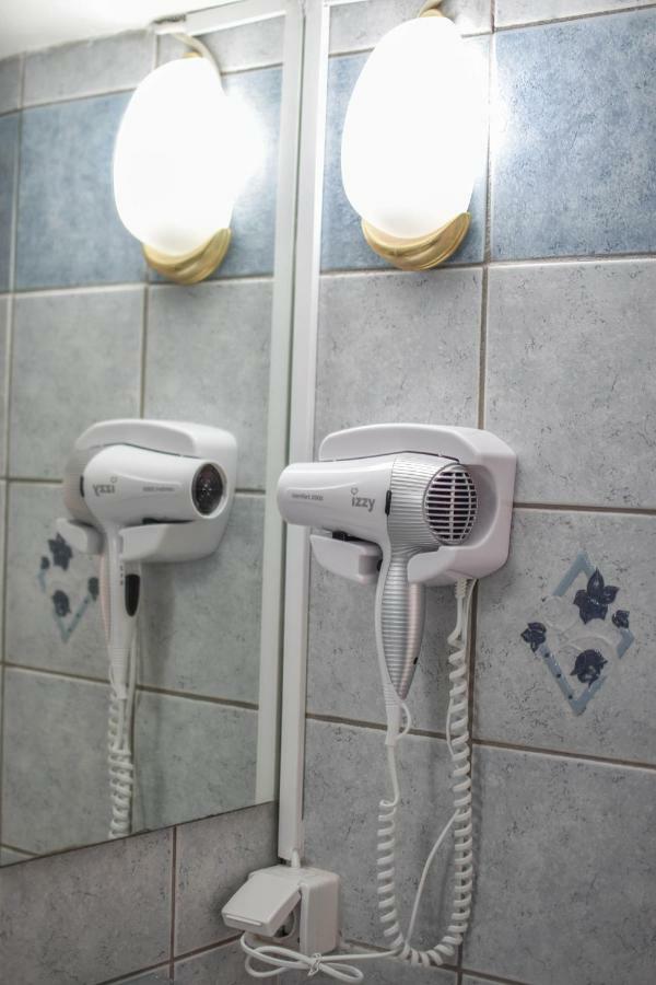 אתונה Oliver Suites מראה חיצוני תמונה
