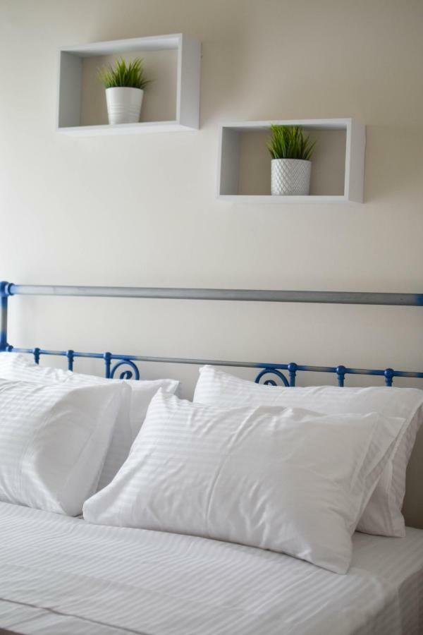 אתונה Oliver Suites מראה חיצוני תמונה