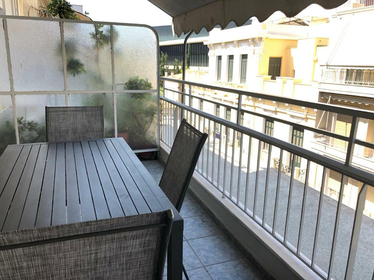 אתונה Oliver Suites מראה חיצוני תמונה